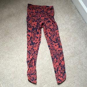 Women’s  lulu lemon 7-8 legging